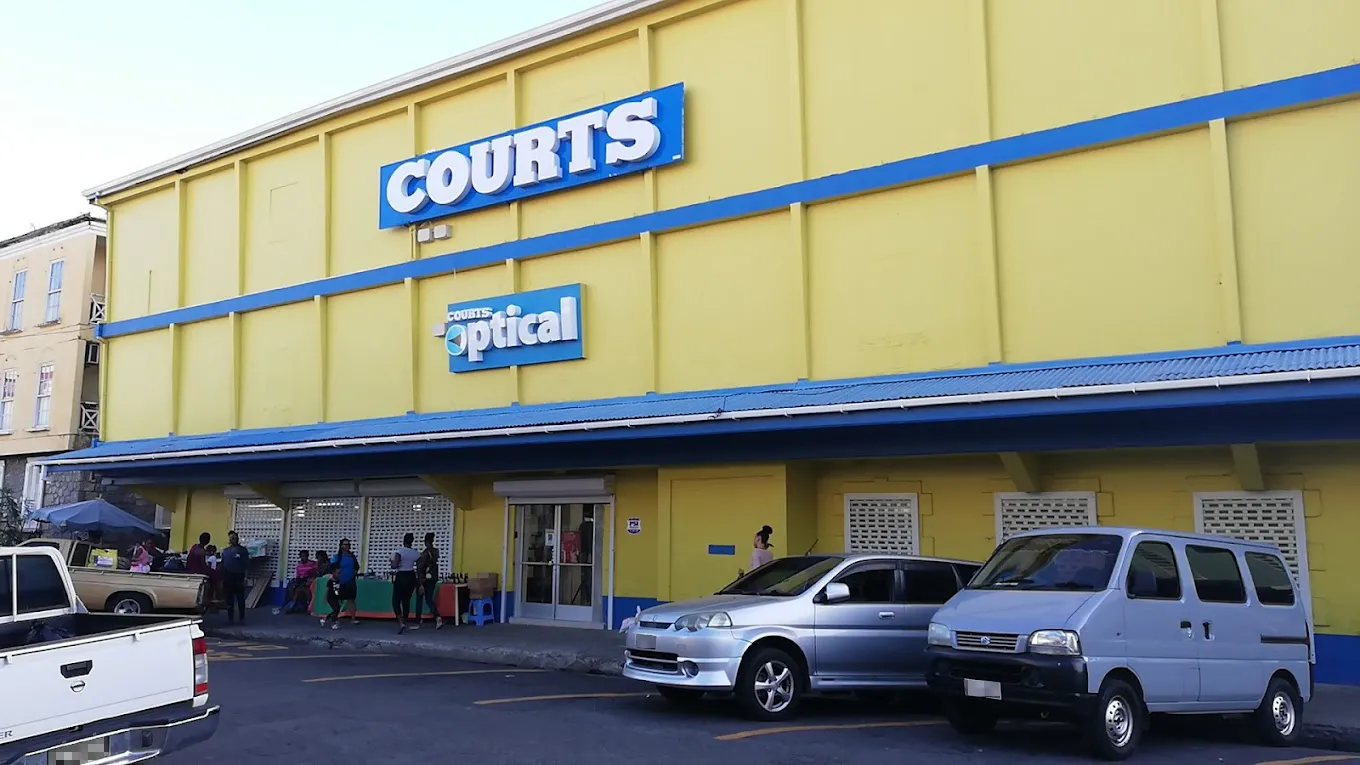 Courts Dominica AKT